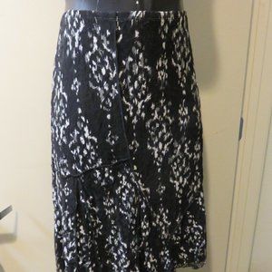 COLDWATER CREEK LARGE MIDI SKIRT/STRETCH LACE/BLK